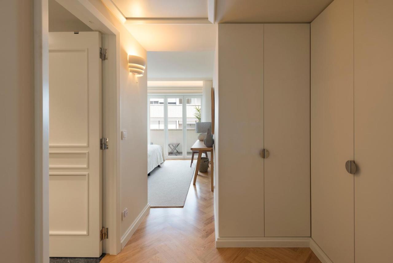 Emporium Deluxe 3Br Apartment W/ Private Parking By Lovelystay OOporto Exteriör bild