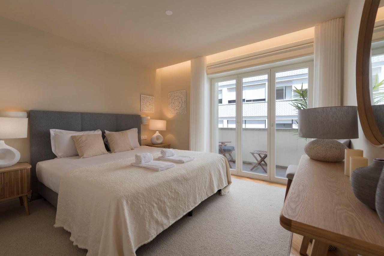 Emporium Deluxe 3Br Apartment W/ Private Parking By Lovelystay OOporto Exteriör bild