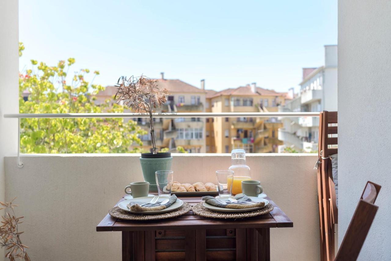Emporium Deluxe 3Br Apartment W/ Private Parking By Lovelystay OOporto Exteriör bild